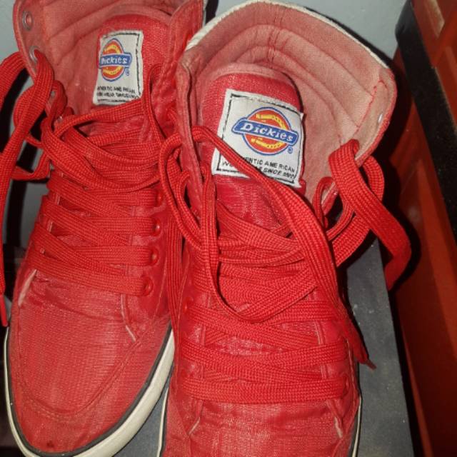 Sepatu dickies ukuran 40 original