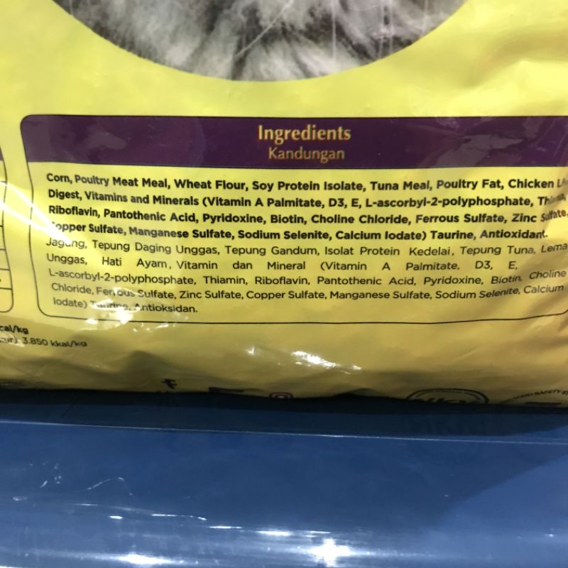 Bolt Donat Cat Food 20kg Makanan Kucing Dewasa - Kargo