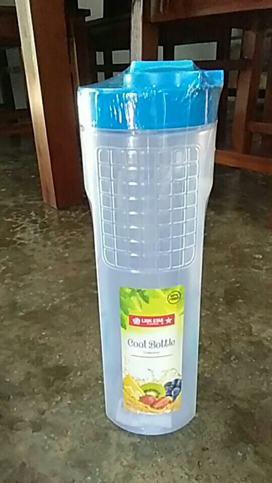 J-1 Botol Kulkas Jumbo Cooler 1,7 Liter