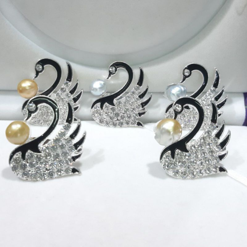 Bros Mutiara air laut