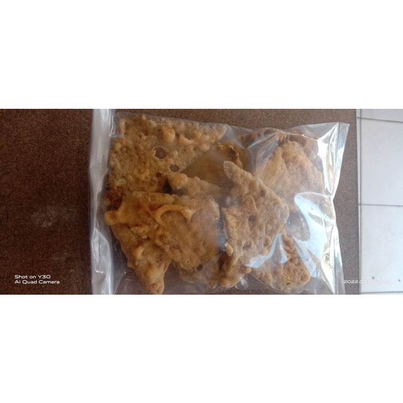 

kripik ocom