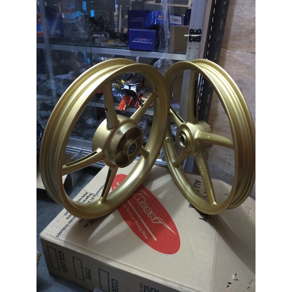 velg v Rossi replika RCB