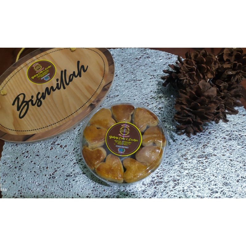 

Kue Kacang endulita