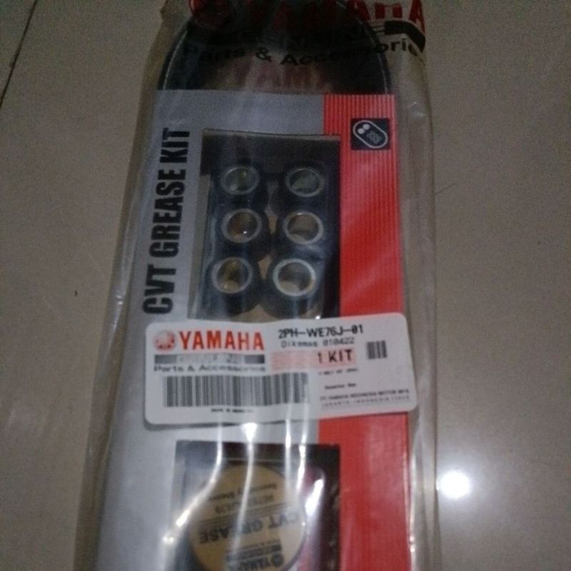 2PH-WE76J-01 Vanbelt Mio M3 + Roller + Grease Civity