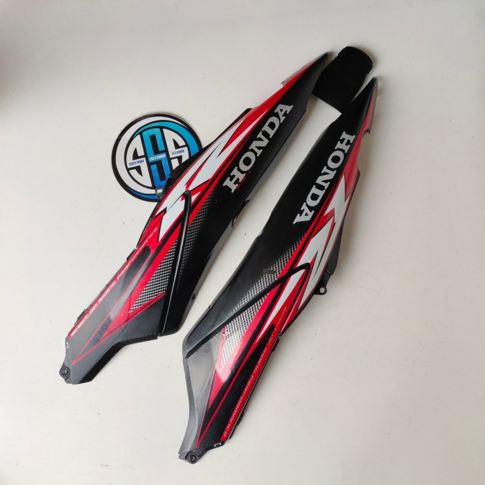 COVER BODI BODY BELAKANG HONDA SUPRA X 125 OLD. LAMA. BATMAN ORIGINAL