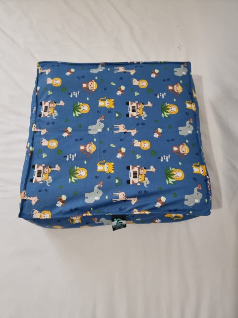 Bantal Duduk-bantal Lesehan  70*70cm Diukur Setelah Diisi Silikon