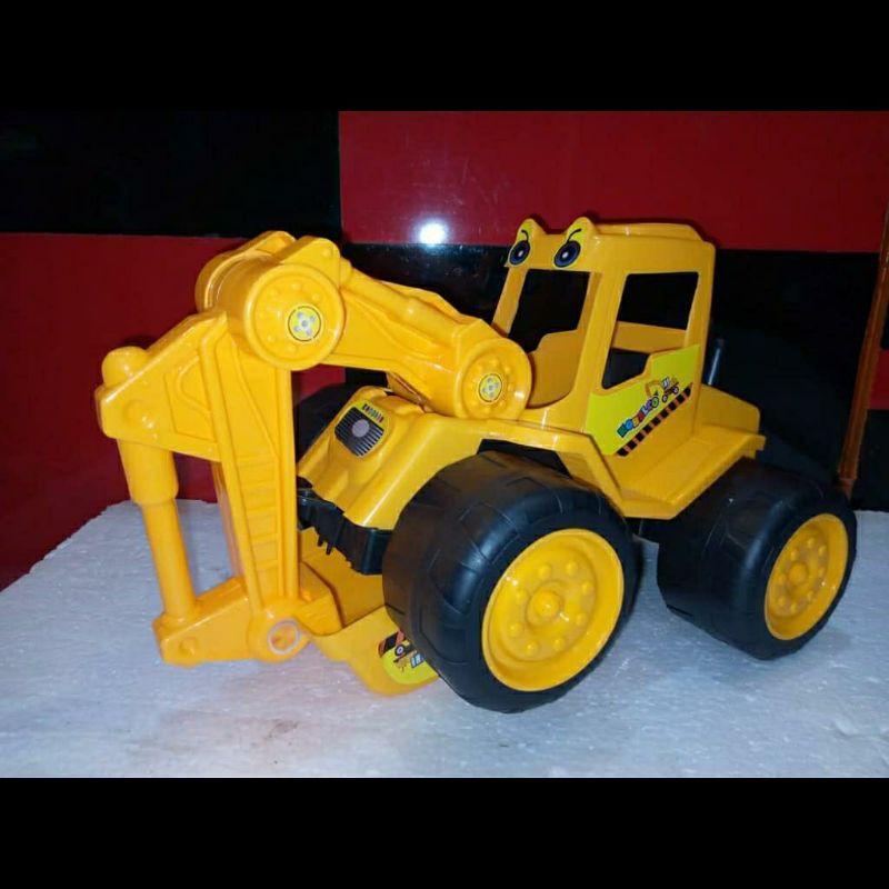 Mainan beko ban besar