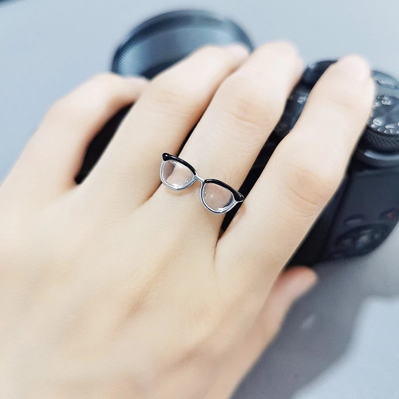 Cincin Model Terbuka Bahan Metal Desain Kacamata Untuk Wanita