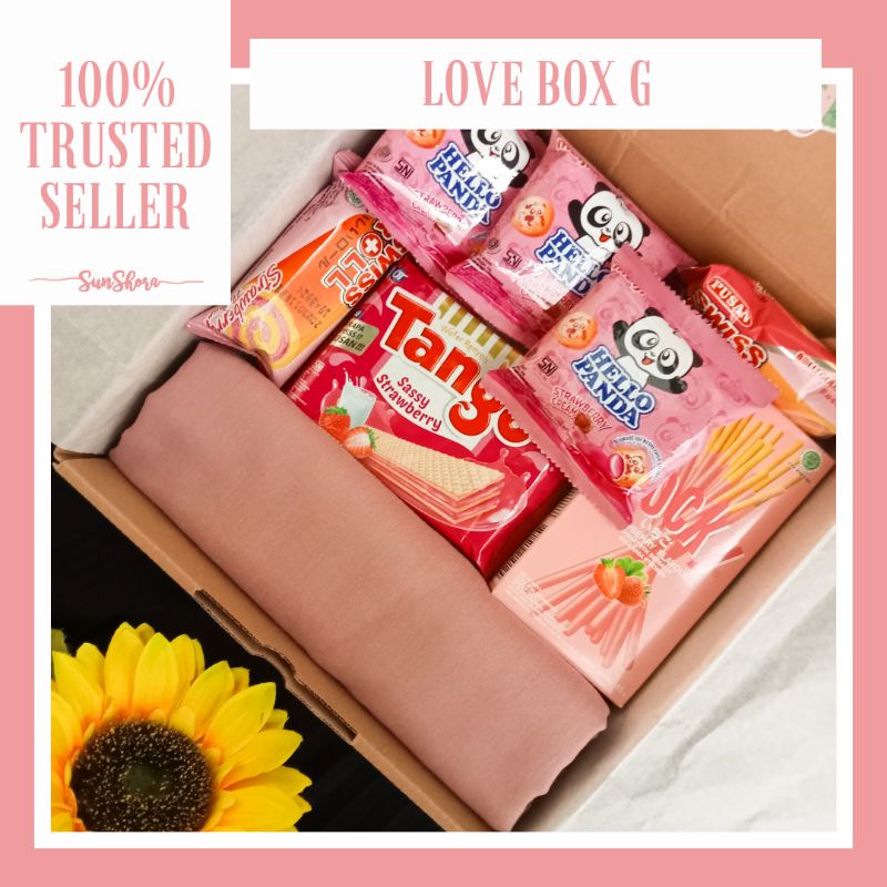 

Love Box G || SnackBox+Jilbab Pink Series || by Keranjang Gift
