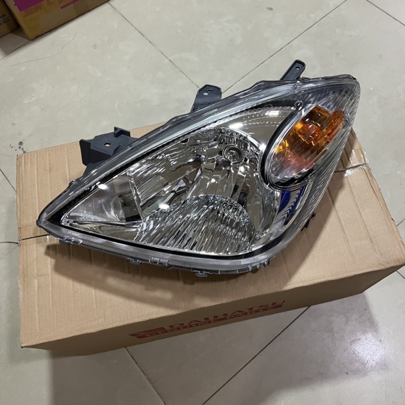 Headlamp Lampu Depan Daihatsu Xenia Avanza 2004-2005 Non VVT-i Old Gen 1 LH KIRI 81150-BZ010-001