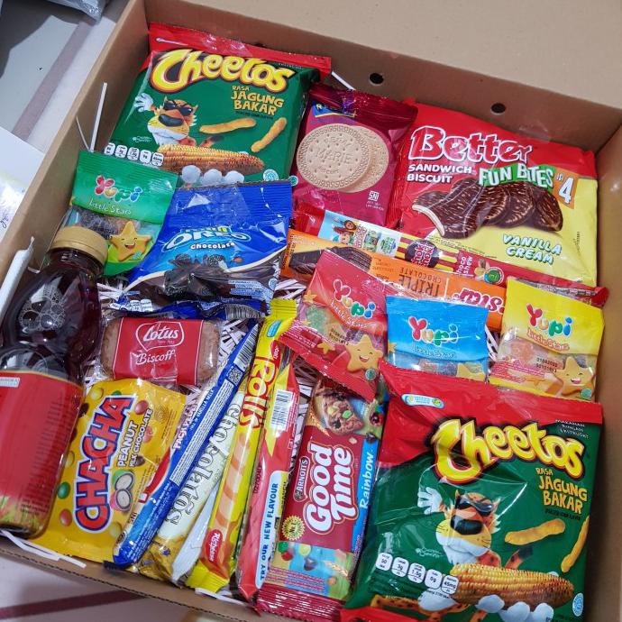 

HAMPERS PREMIUM / BIG SNACK GIFT BOX - BY SPECIAL REQUEST