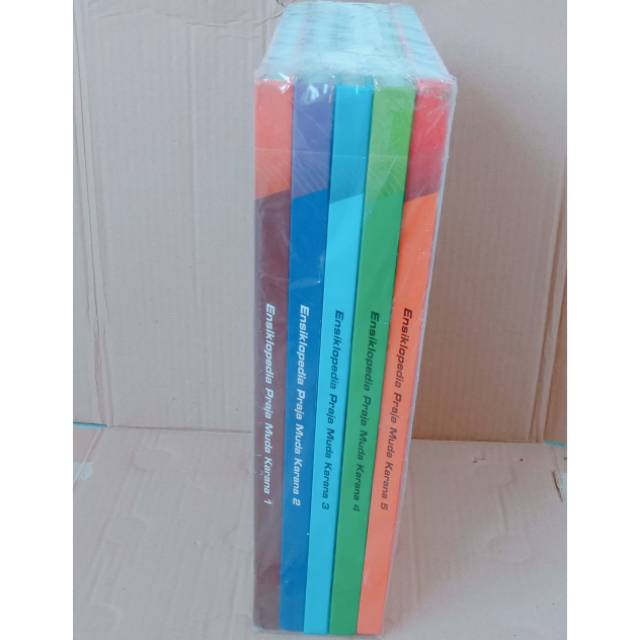 Ensiklopedia Praja Muda Karana buku 1 - 5 lengkap