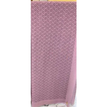 Buttonscarves Tapis Wisteria