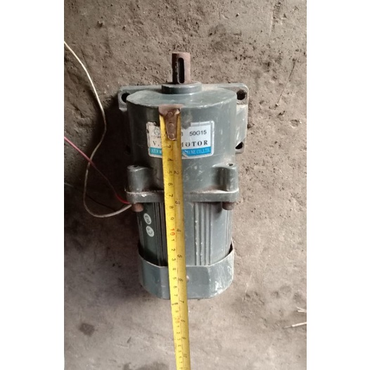 V.T.V MOTOR GEARBOX AC 220V 90W RATIO 1 : 15