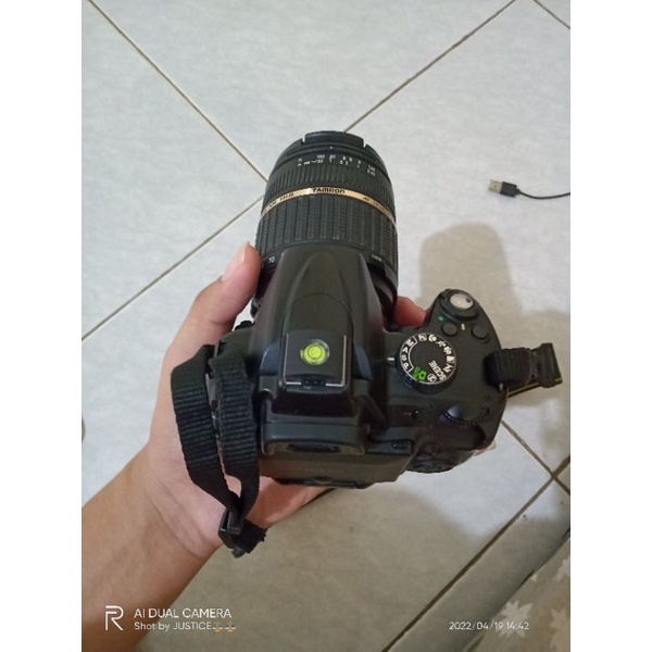 Camera DSLR Nikon D5000 Second Murah + Lensa Tomron 18-200 Murah