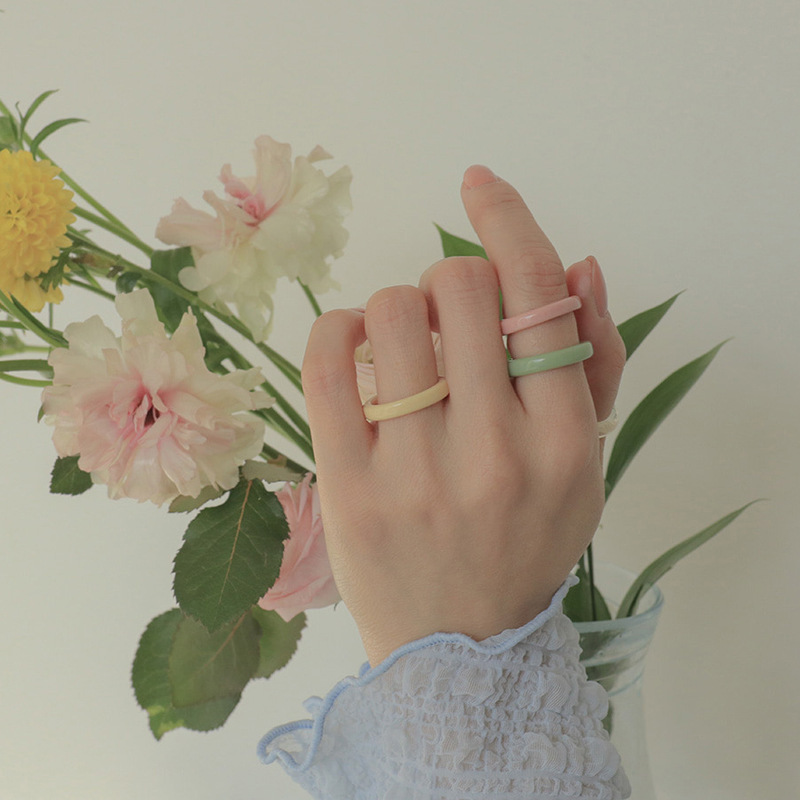 We Flower Cincin Bahan Akrilik Warna Permen Gaya Korea Untuk Wanita