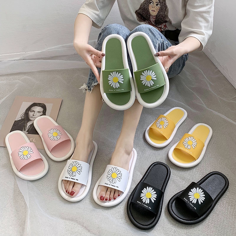 Sandal Selop Wanita Bahan Pvc Desain Bunga Aster Anti Slip Sandal Selop Wanita Bahan Pvc Desain Bunga Aster Anti Slip