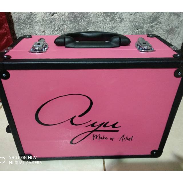 Beautycase Atau Koper Make Up 4 Lampu Full Mirror