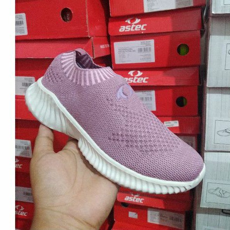 SEPATU ASTEC ASC ADAMO ORIGINAL DARI SPORT STATION SIZE 32