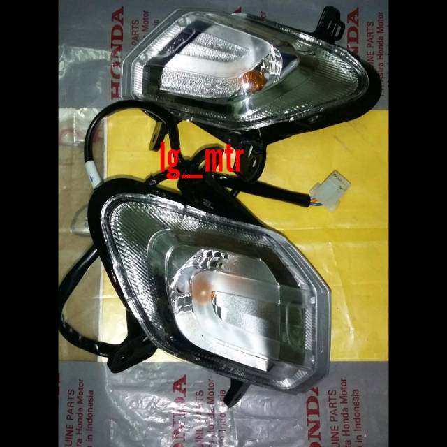 Lampu sen lampu sen depan scoopy all new original honda 2019.2018
