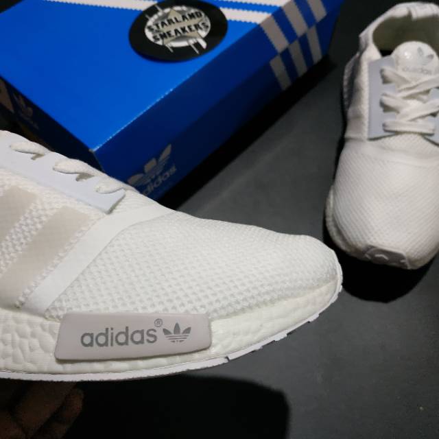 adidas nmd r1 all white