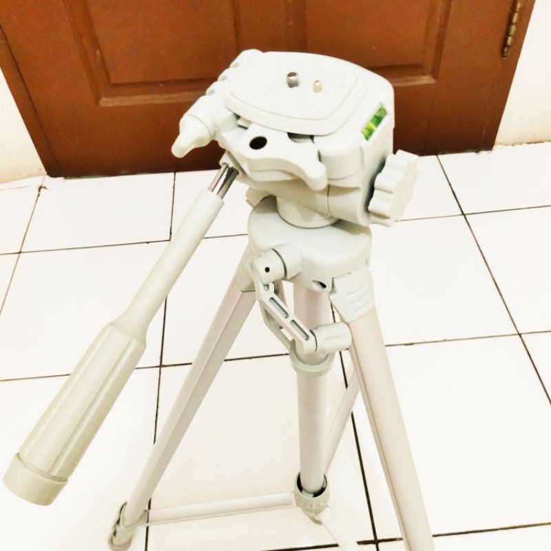 Tripod Kamera DSLR Tripod Kamera Tinggi 1680 mm dan 1570 mm