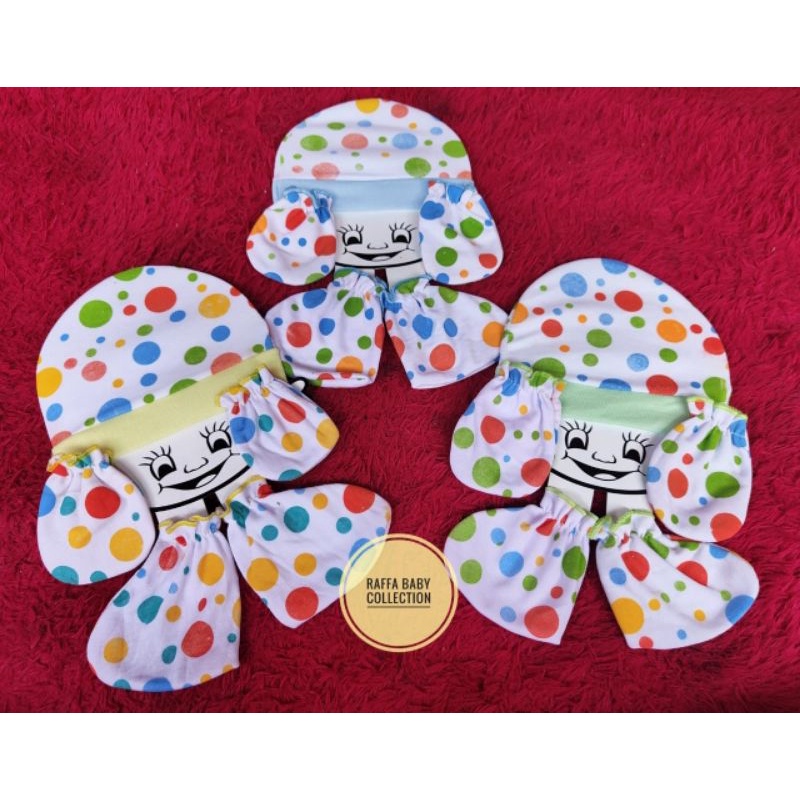 SET TOPI+SARUNG TANGAN &amp; SARUNG KAKI BAYI MOTIF POLKADOT BESAR