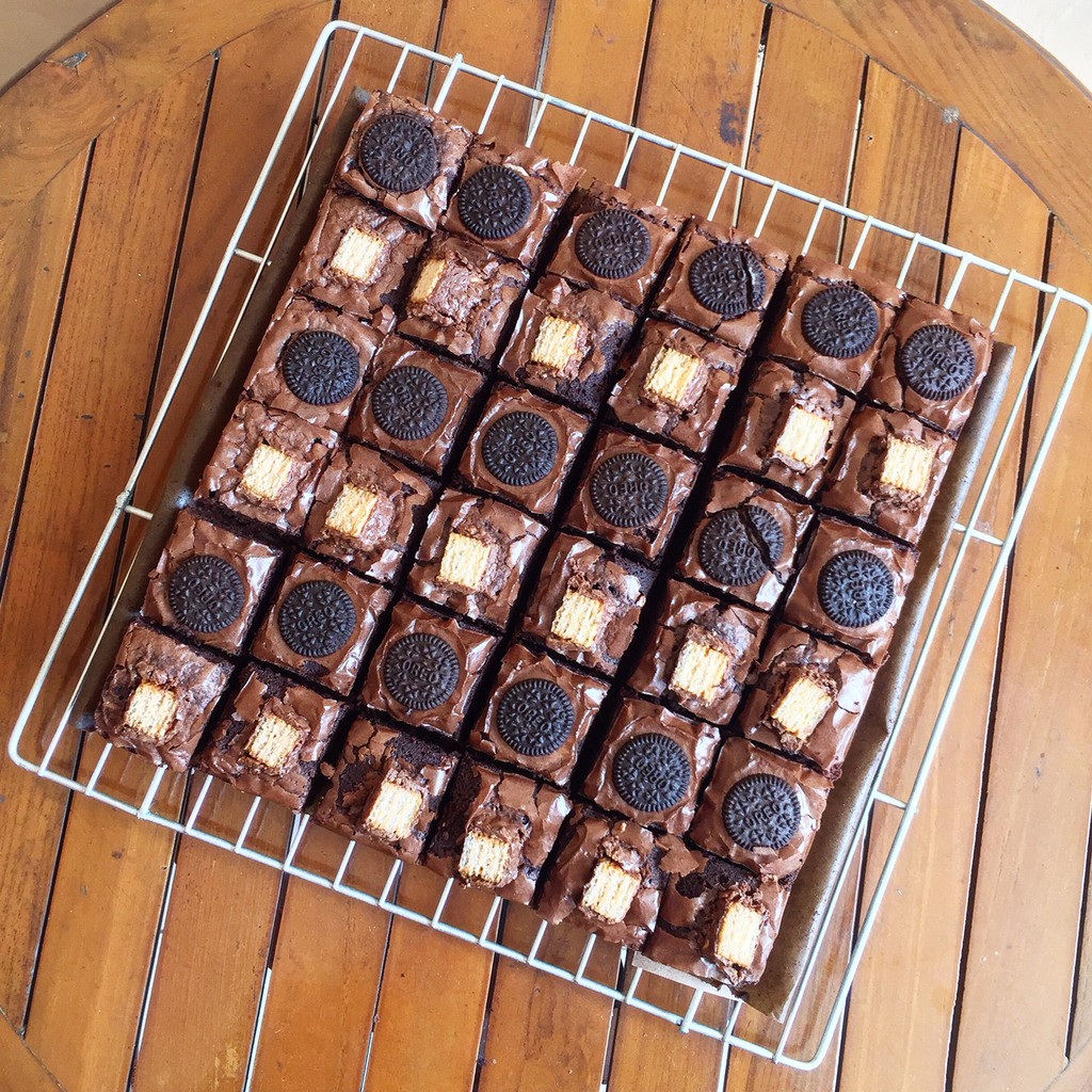 

Choco Chics Fudgy Brownies / Brownies Panggang Family Milenial