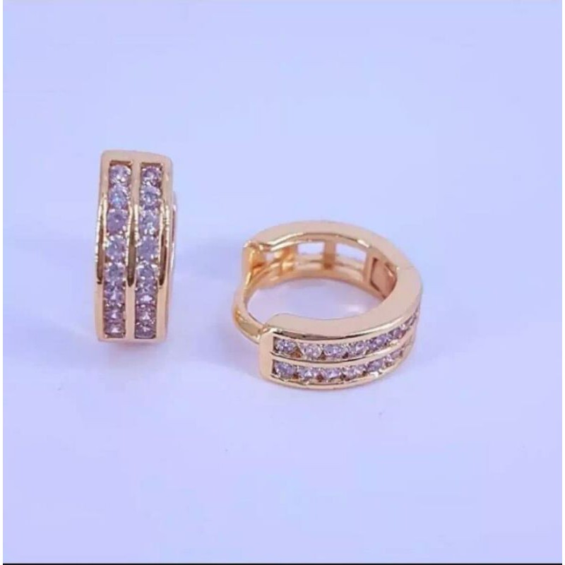 Anting Titanium cantik mata baris dua Terlaris lapis emas tersedia warna gold dan silver anti karat