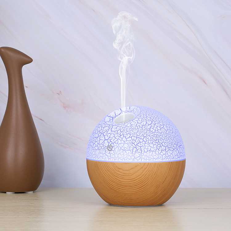 (100% BARANG ORI) Taffware Air Humidifier Ultrasonic Aromatherapy RGB Light 130ml J-008