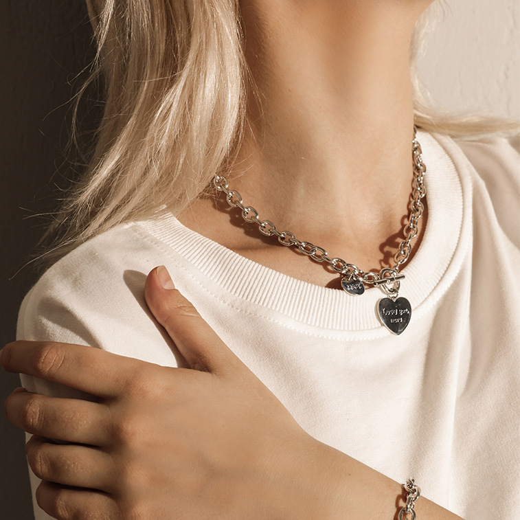 Punk pendant Korea IG Metal Cold Wind Clavicle Chain Female Necklace with Jewelry Love Pendant