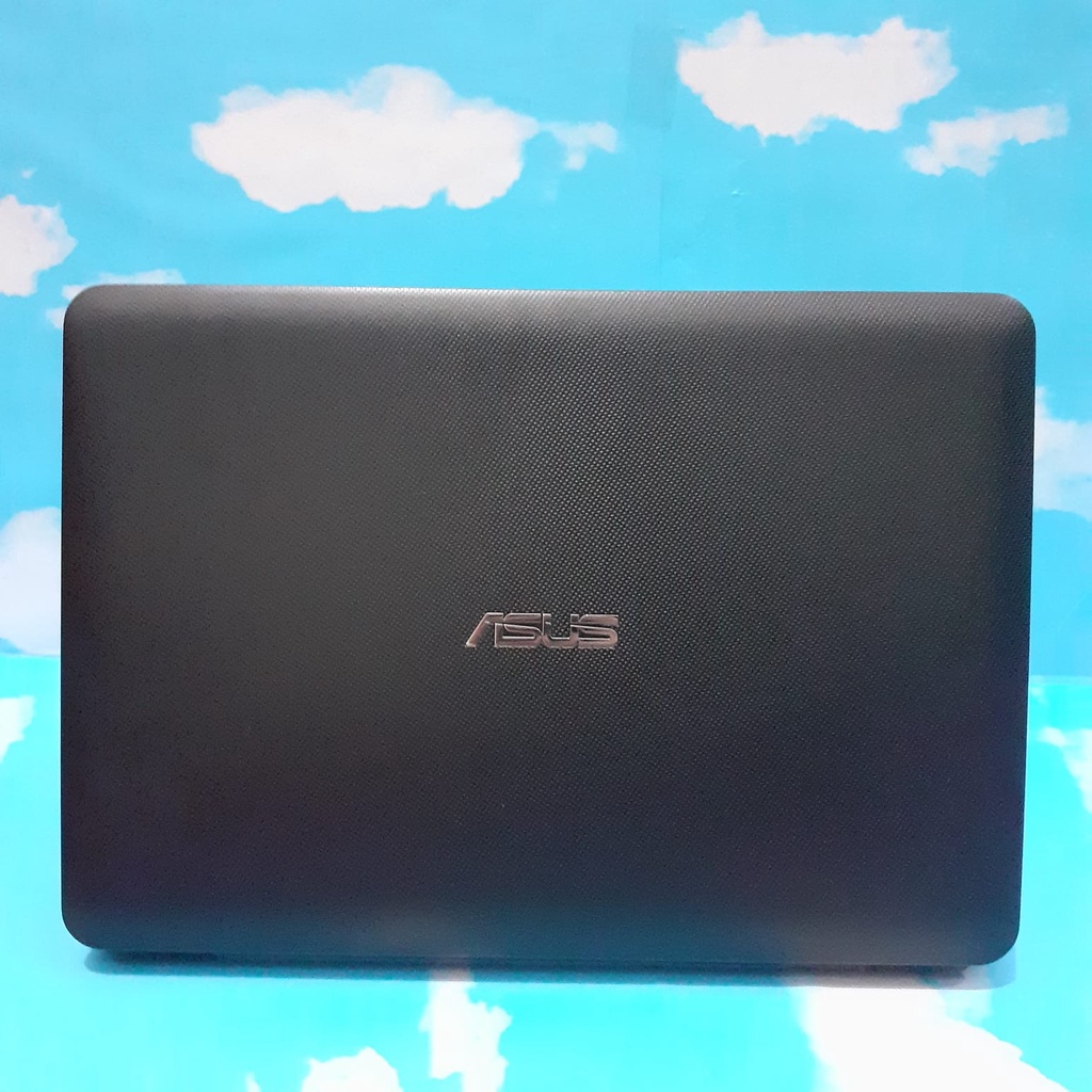 Laptop Leptop gaming Desain gamer Asus Seken X454Y AMD A8 RAM 8Gb 8 gb QUARD Core x4  VGA Radeon 2gb Sangat Mulus termurah terbagus