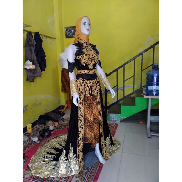 kebaya bludru pengantin/kebaya bludru ekor/kebaya bludru kombinasi tile