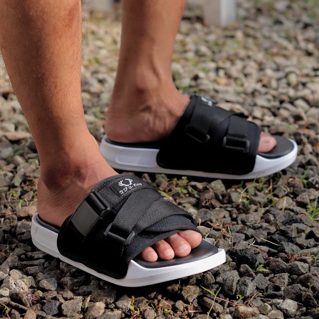 HDS X PANDEMIC BW - Sandal Slide Pria dan Wanita - Sandal Casual - (Sandal Slip On)