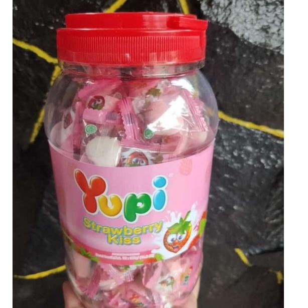

♥Original♥ YUPI STRAWBERRY new