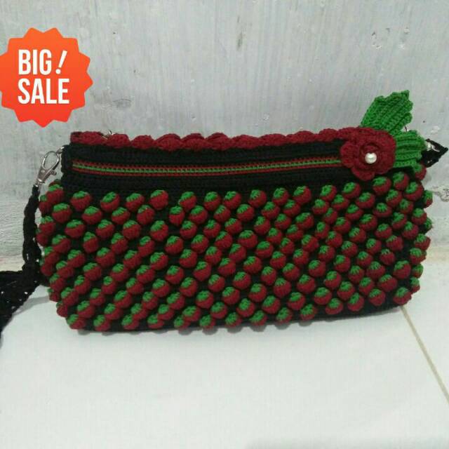 Tas rajut strawberry