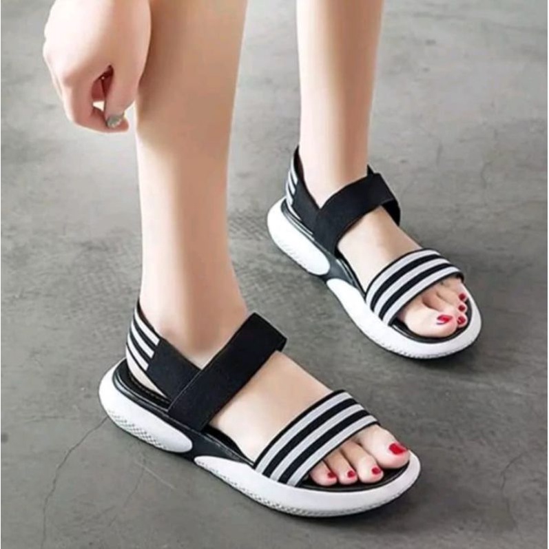 Sandal gunung wanita tali karet Blazers/sandal gunung karet wanita santai/sandal gunung terbaru kekinian termurah bisa Cod/sandal gunung karet cantik santai