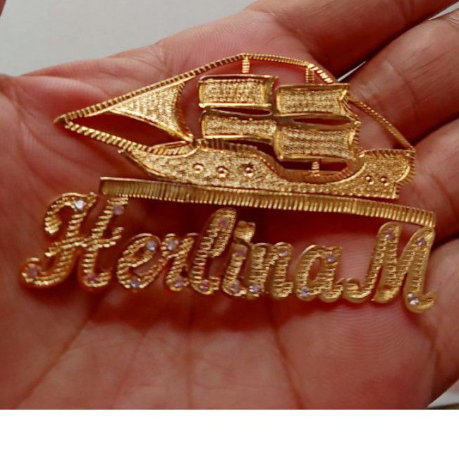 BROS NAMA CUSTOM /BROS CUSTOM /BROS PIN HURUF TEMPAH UKIR NAMA LAPIS EMAS