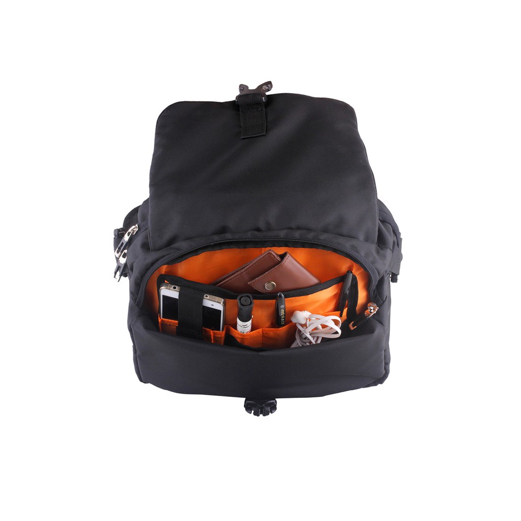 Travelpouch Tas Selempang 10inch  748 + Raincover