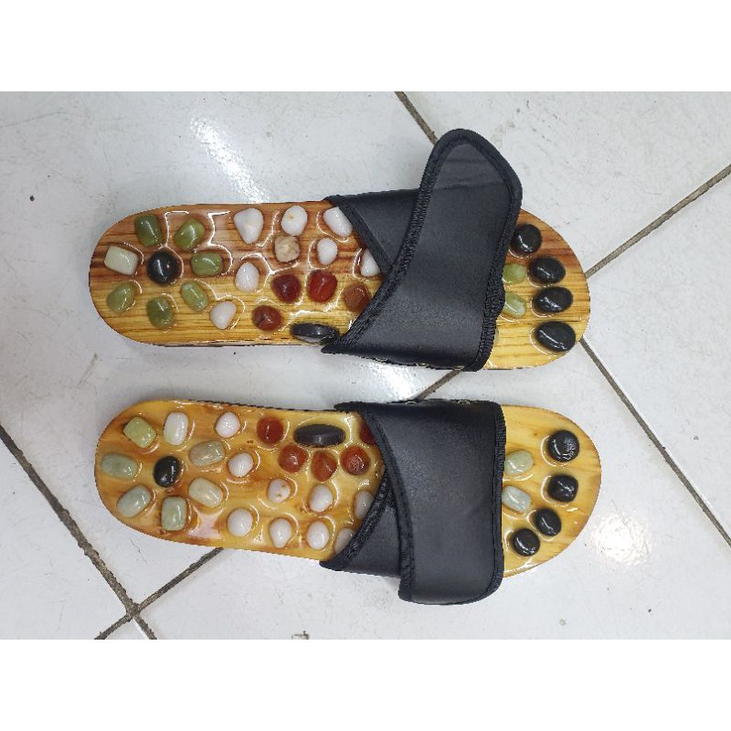 Sandal Kesehatan Batu Giok / Sandal Refleksi Terapi batu