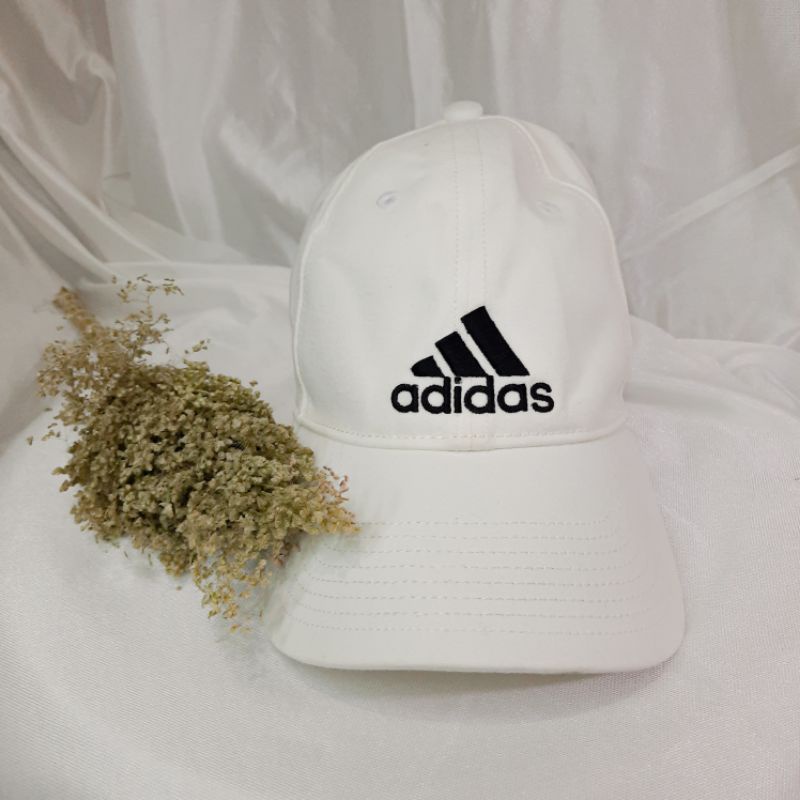 THRIFT Topi Adidas Branded Original Import / Preloved
