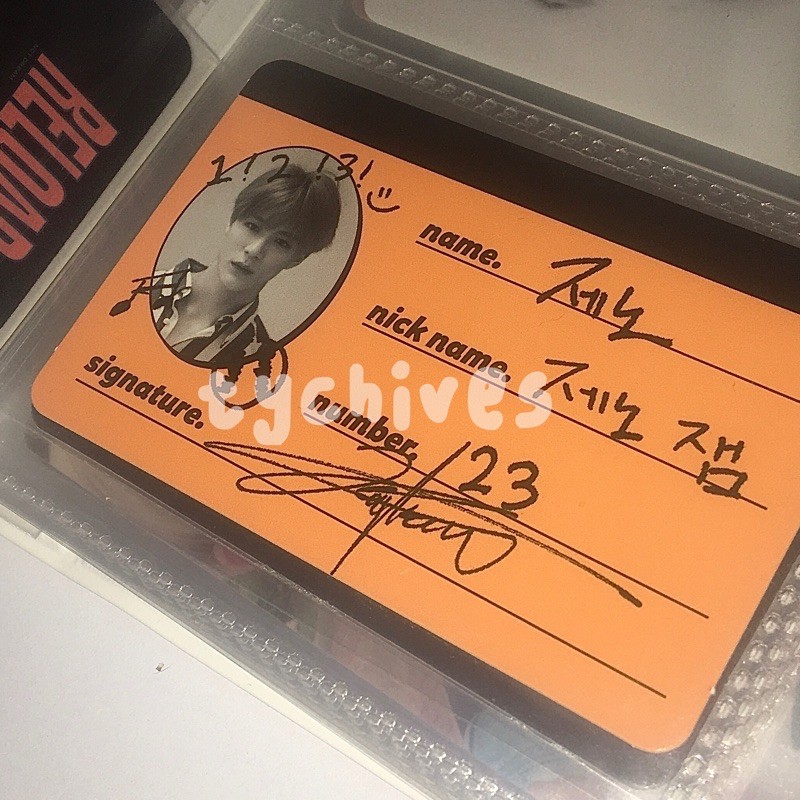[ booked ] crew card jeno
