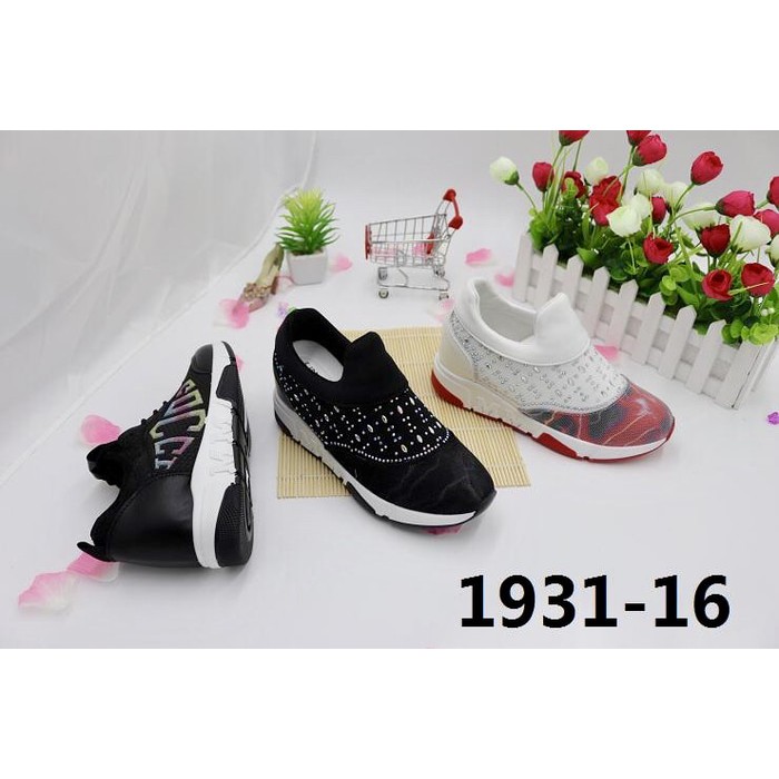 Sepatu Sneakers Wanita Imports Trendy Sofiya 36-40