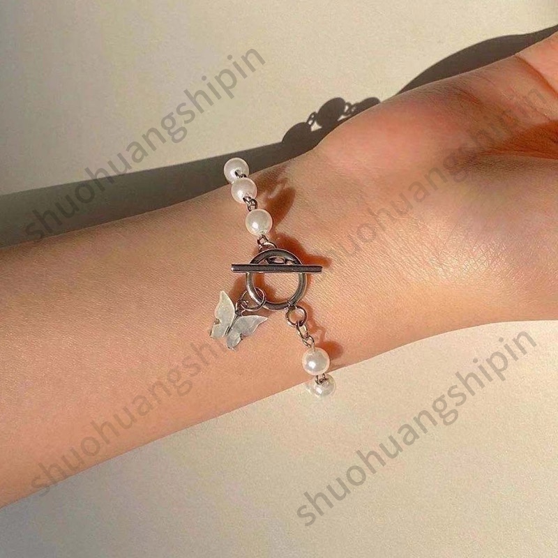 Gelang Tangan Rantai Aksen Kupu-Kupu / Lebah / Bunga / Mutiara Imitasi Ala Korea / Jepang Untuk Wanita Butterfly