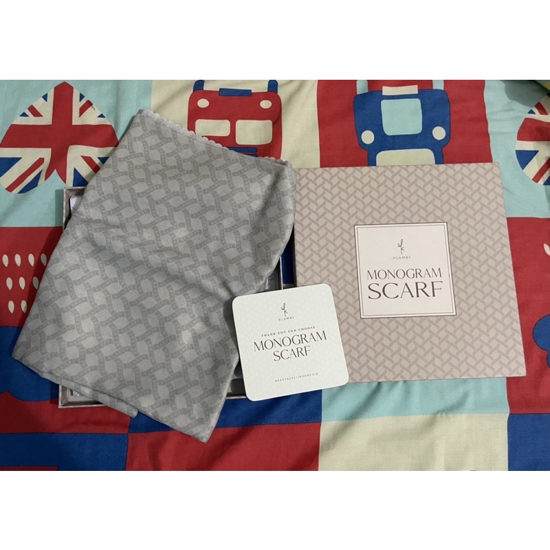 Monogram Scarf Klamby