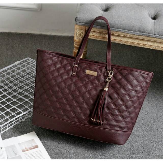 PROMO  BCBG PURPLE ARDENIA IMPORT SHOULDER BAG