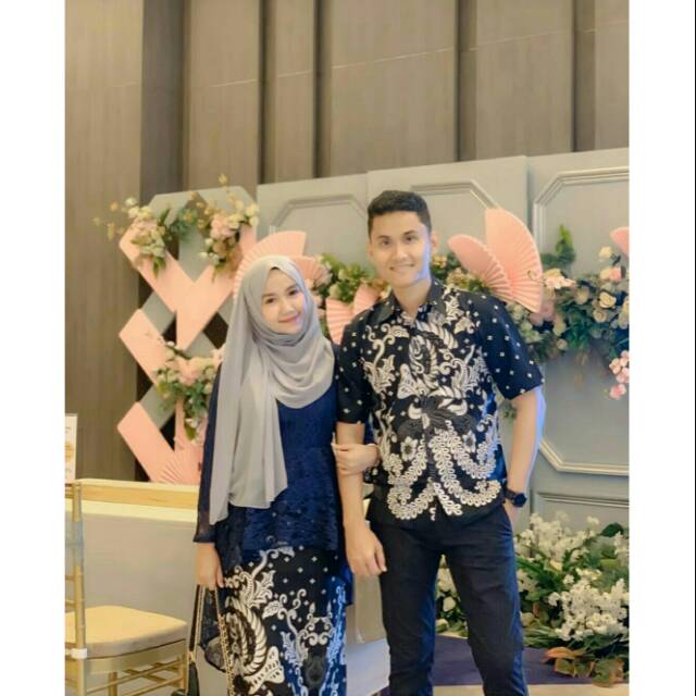 Maura Couple - Sania Ruffle Batik Couple Ori Ndoro Jowi DNT Garansi Termurah Shopee - navy gurita PINGUIN SERIES Batik express - Couple Pinguin darina Gurita Sogan