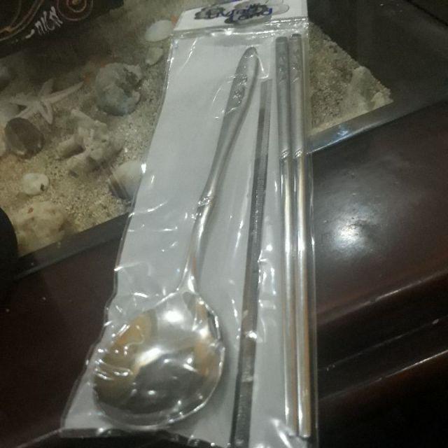 Sujeo Sendok Sumpit Korea Stainless Steel Motif Bunga (sendok + Sumpit) Korea