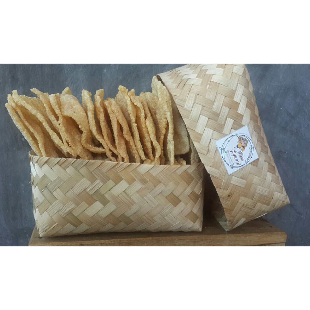 

Kerupuk Puli Lempeng khas Magetan Besek
