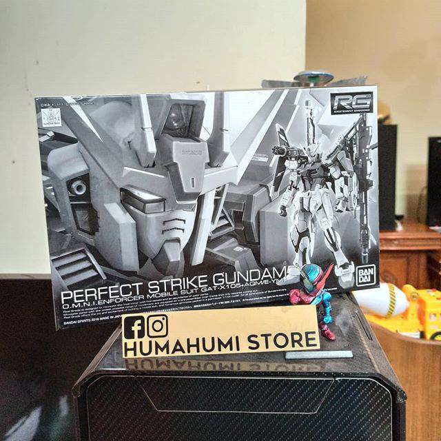 RG Perfect Strike Gundam Premium Bandai